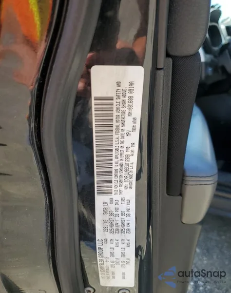 2014 Jeep Cherokee Sport z USA, uszkodzony, nr VIN 1C4PJLAB3EW112888